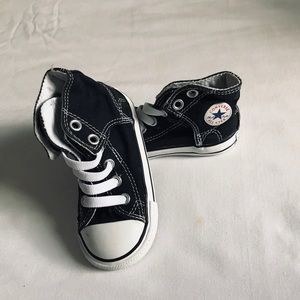 Converse baby shoes size 7